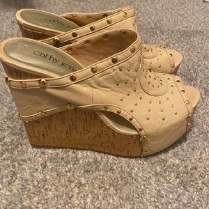 High ^ 4” Cathy Jean wedges